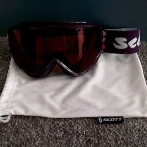 Scott snowboarding/skiing goggles